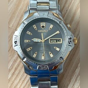 Seiko Kinetic Rare Vintage Automatic Men’s Watch Two-Tone Bracelet Gray Dial